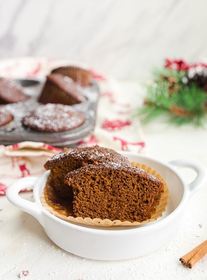 gingerbread-muffins