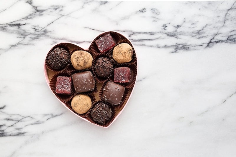 Make your own box of chocolates for Valentine's Day. Cute homemade gift for Valentine's Day